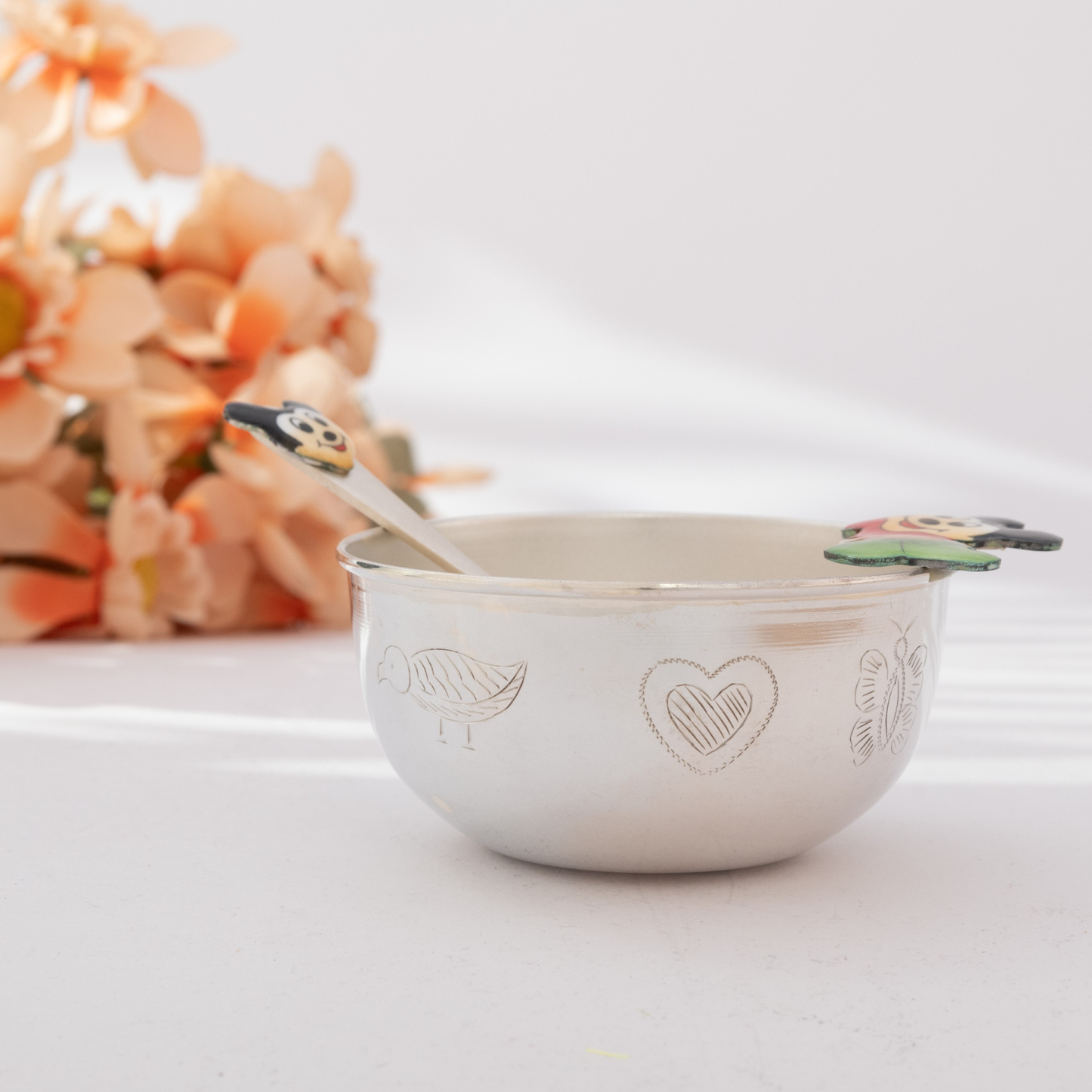 Elegant Silver Mickey Mouse-Themed Frosted Baby Food Bowl