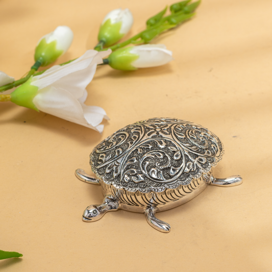 Elegant Silver Turtle Handcrafted Chopra