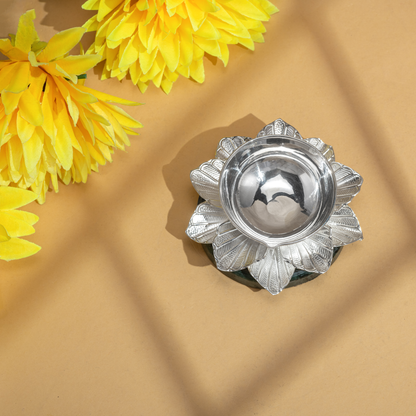 Stunning Polished Silver Stylish Diya