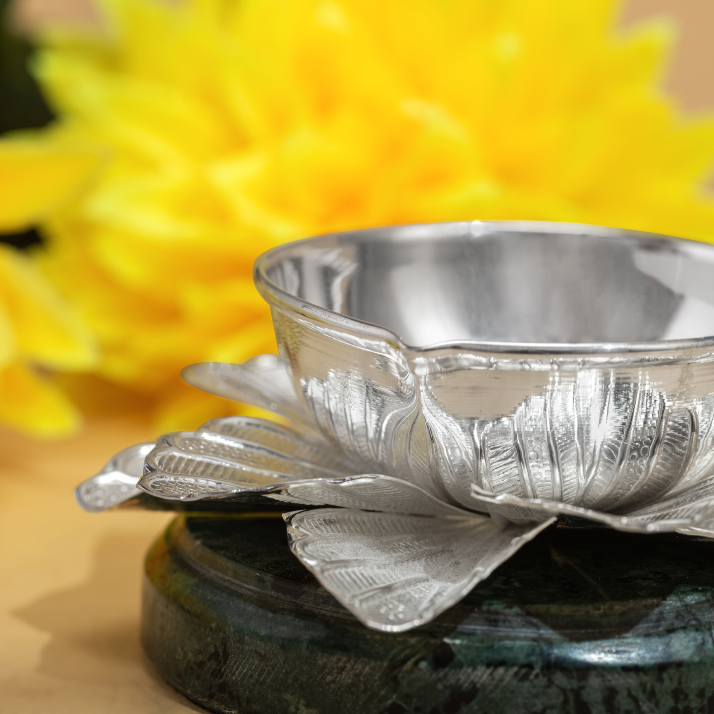 Polished Silver Stylish Bowl