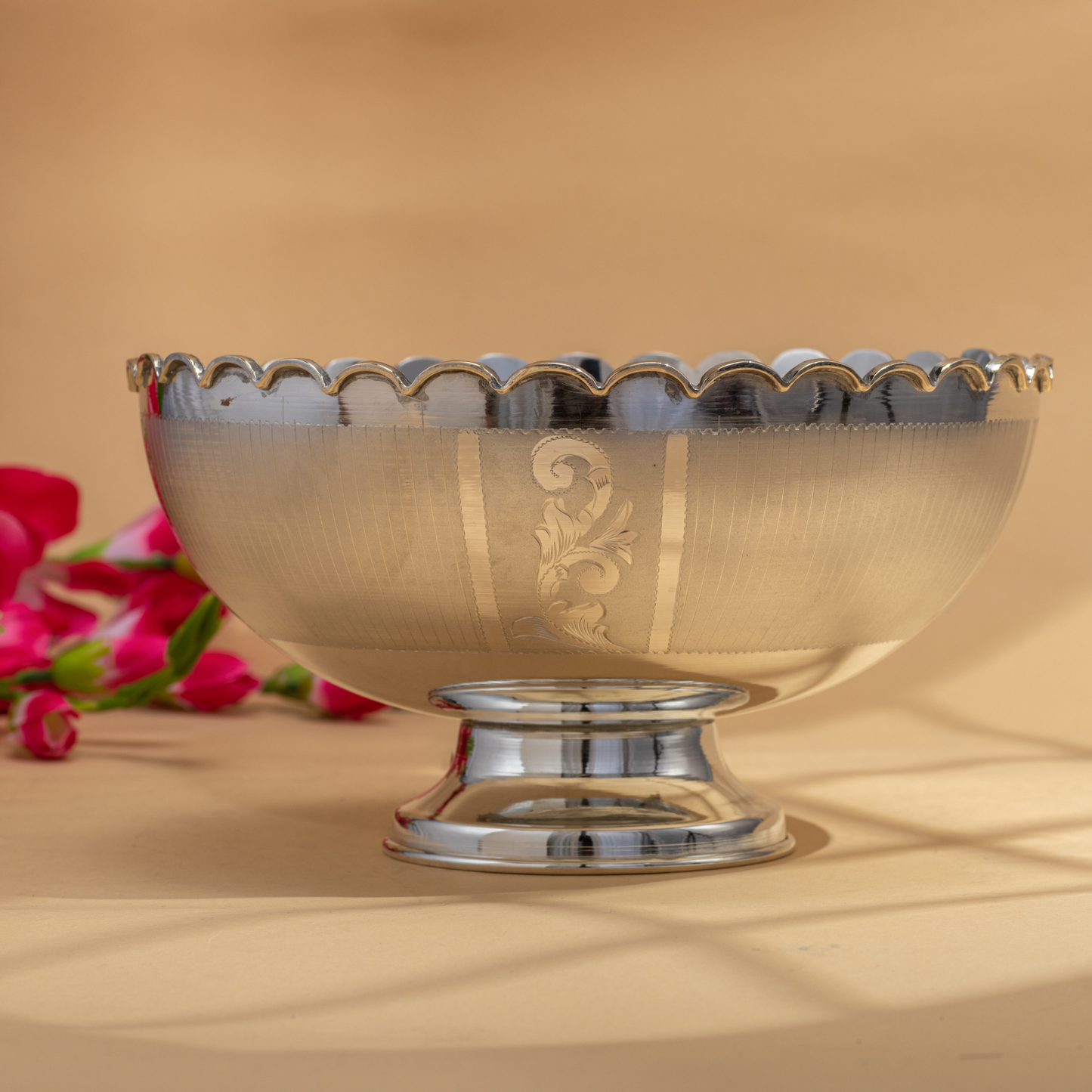 Stylish Polished Silver Bowl with Beautiful Engraving