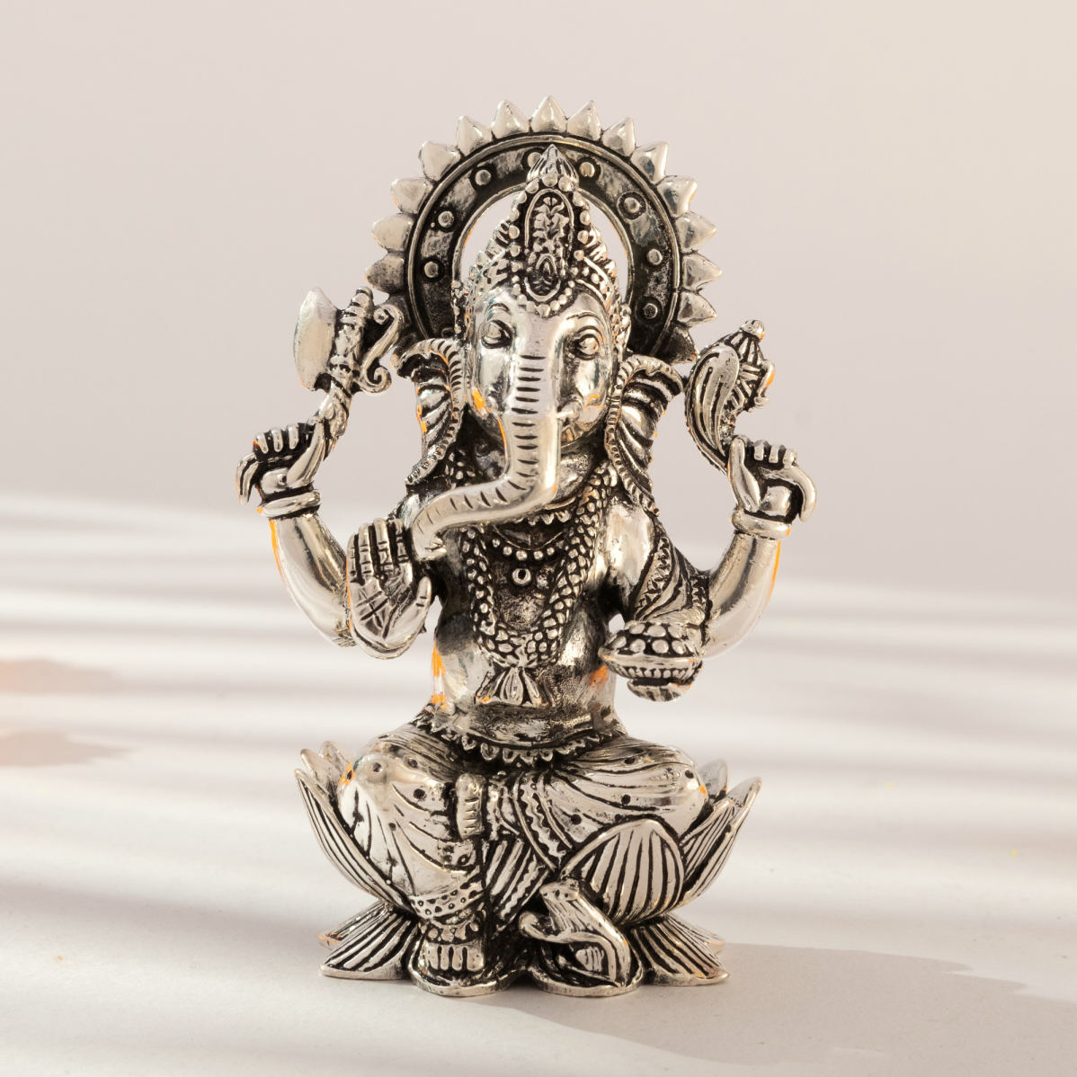 Divine Laxmi Ganesh in Antique Silver Finish