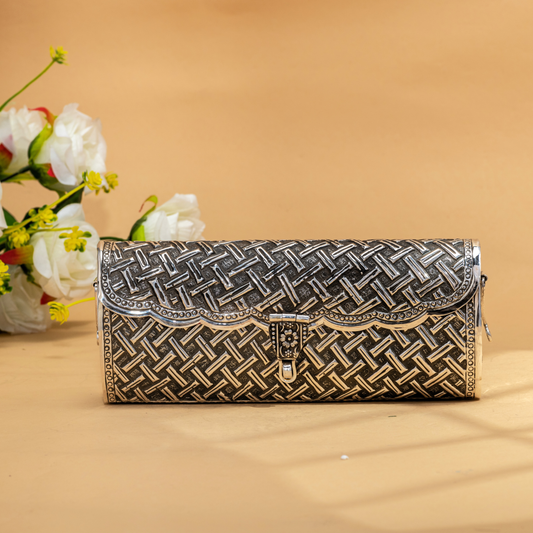 Handcrafted Antique Silver Purse with Embossed Patterns and Artistic Detailing