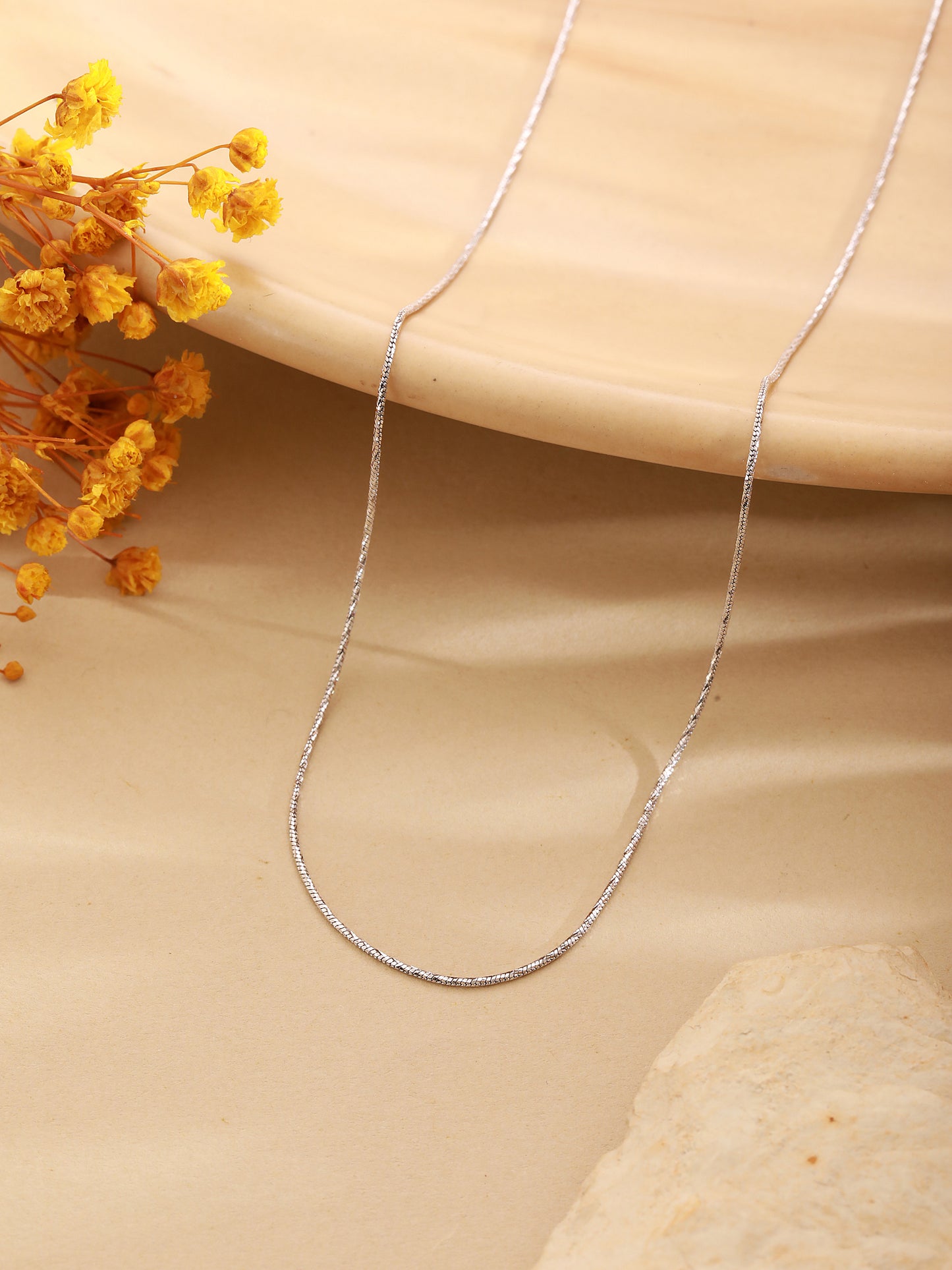 925 Sterling Silver Sleek Chain