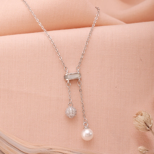Pearl Locket & Chain in 925 Silver