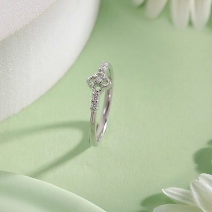 925 Sterling Silver CZ Floral Ring