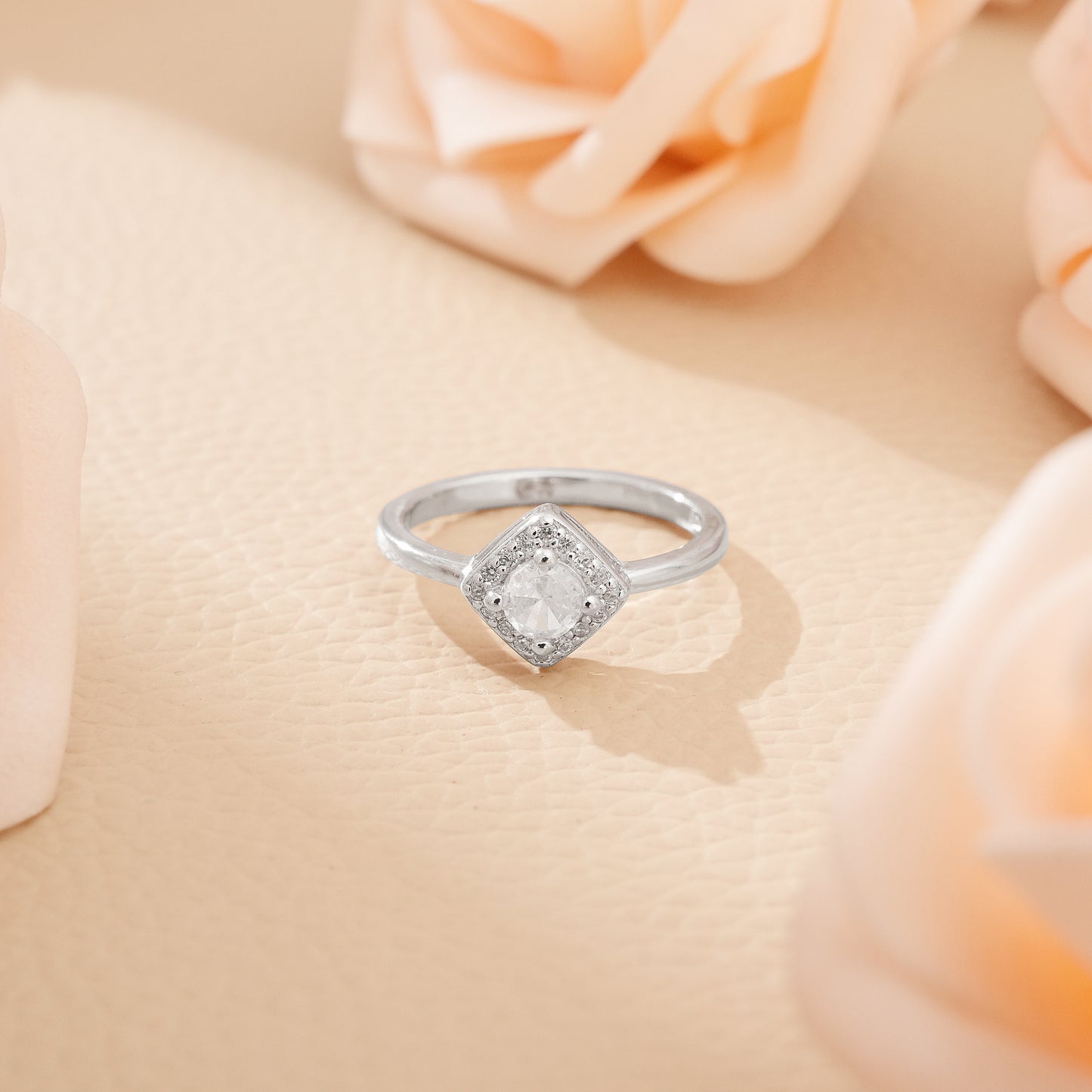 925 Sterling Silver Solitaire Ring
