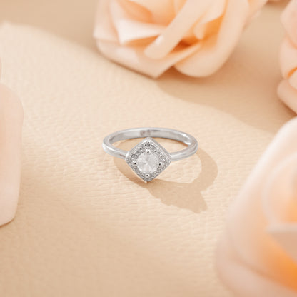 925 Sterling Silver Solitaire Ring