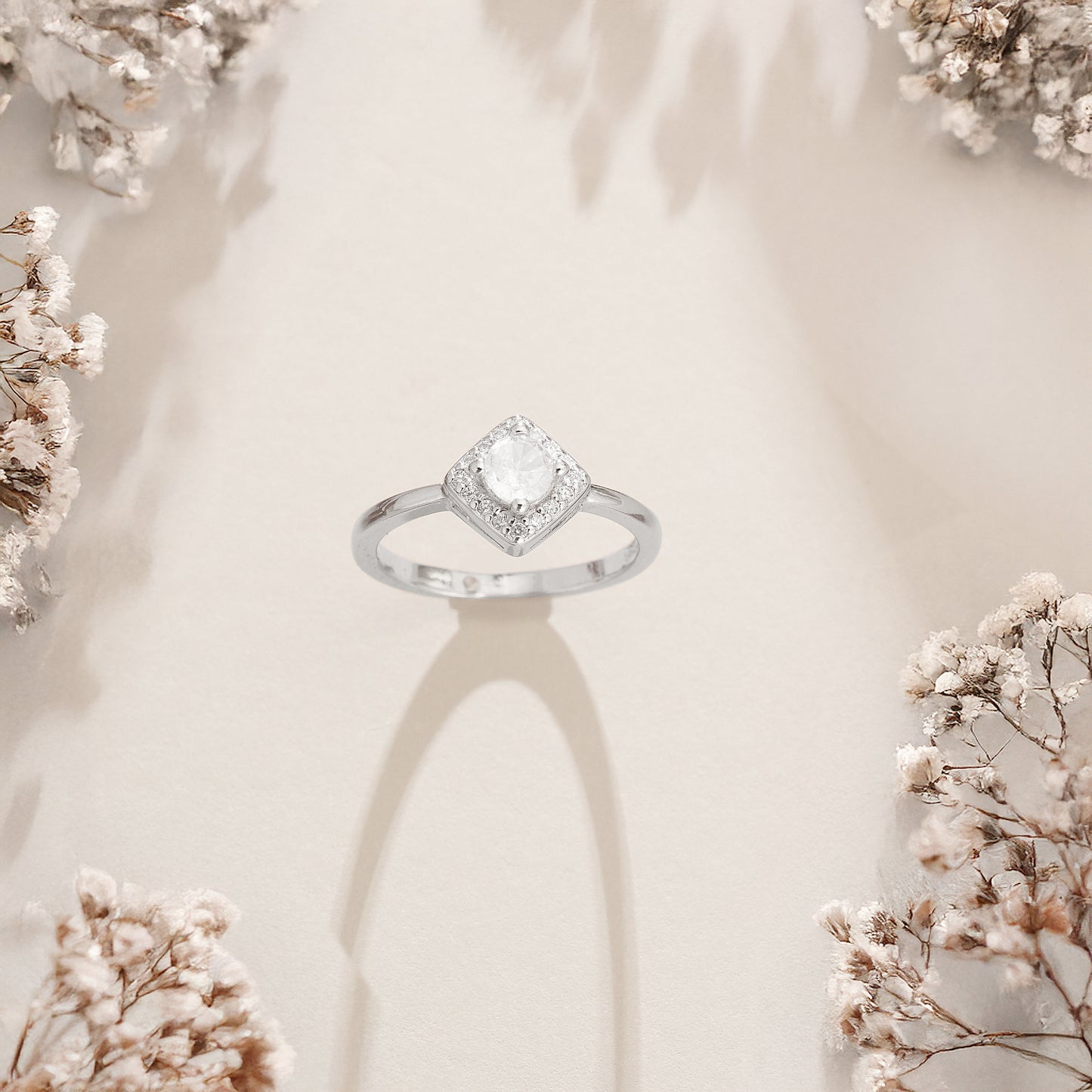 925 Sterling Silver Solitaire Ring