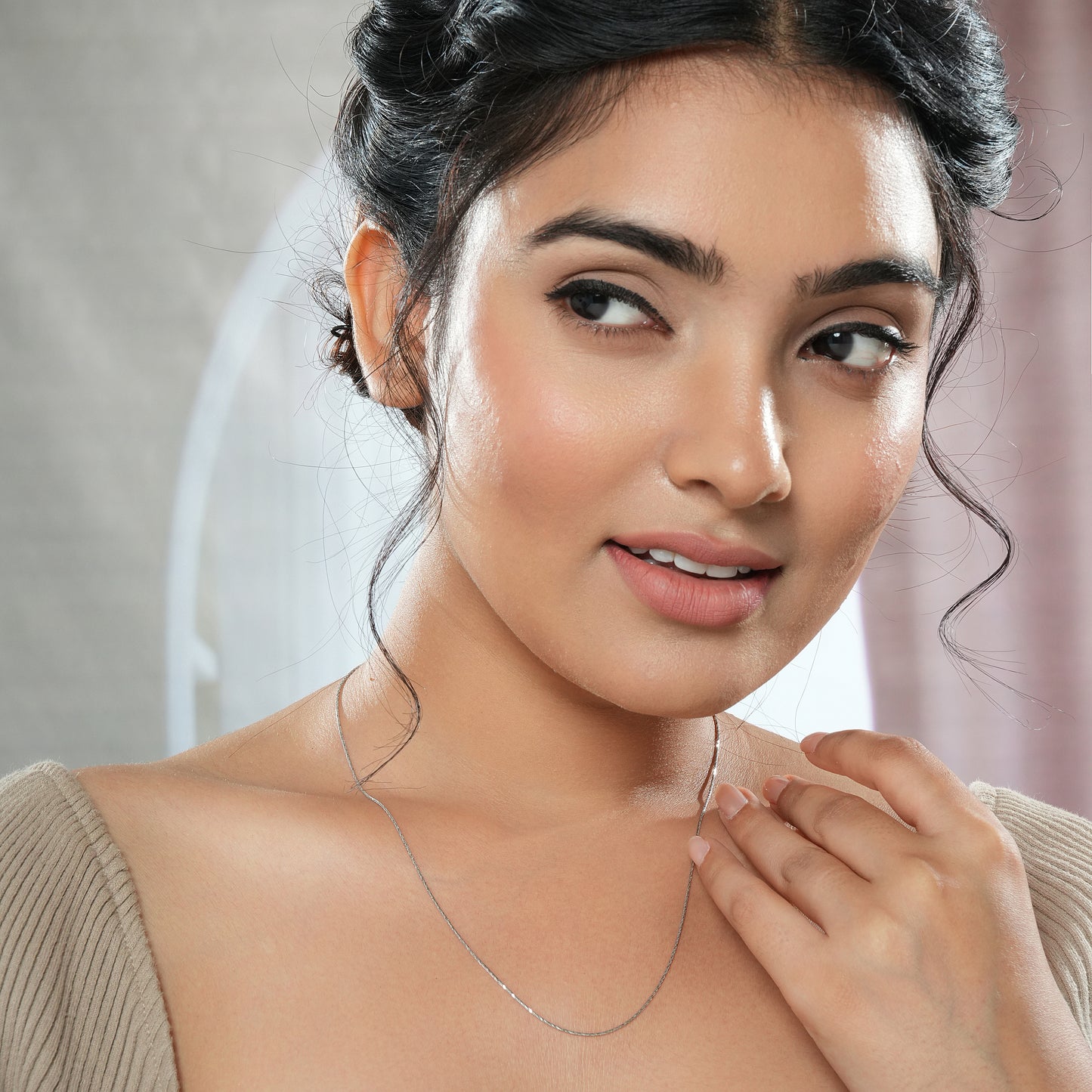 925 Sterling Silver Sleek Chain