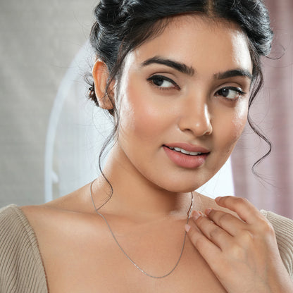 925 Sterling Silver Sleek Chain